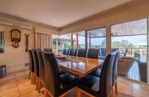 South Yunderup House | Funland, Family Home On The Canals Mandurah
