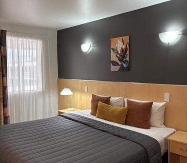 Emerald Hotel | The Mayfair Emerald