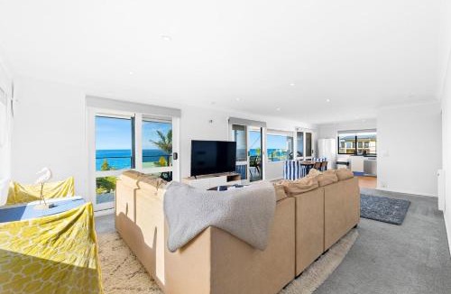 Kianga House | 45 Hillside Cres Beach House