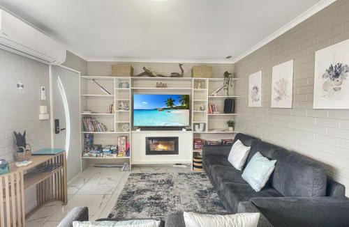 North Batemans Bay Apartment | Serene Coastal Retreat with Carport