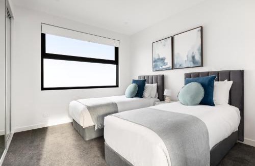 Elwood Apartment | Docker Street Apartments by Urban Rest