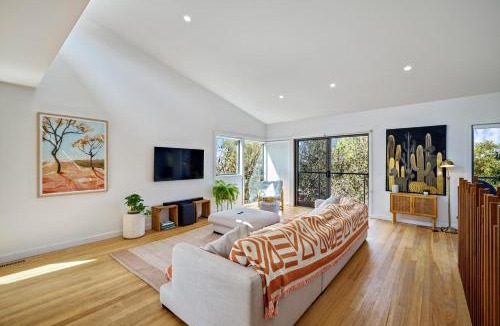 Jan Juc House | Seaview Retreat