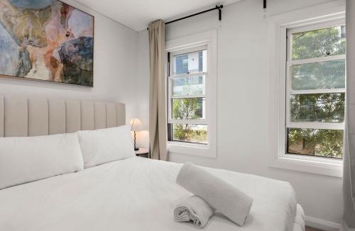 Pyrmont Apartment | Central Pyrmont House for 8 with Outdoor Dining