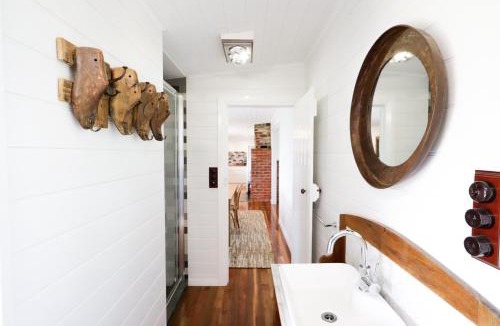 Tenterfield House | Spring View Cottage