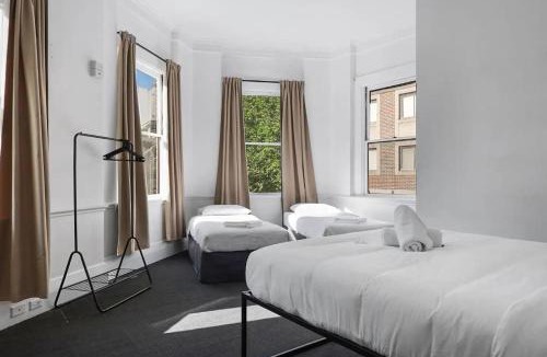 Darling Harbour Hotel | The Pyrmont Budget Hotel