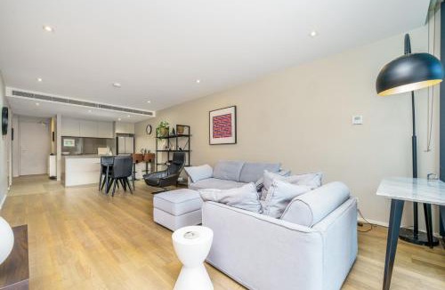 Kingston Apartment | Elegant Apartment in Kingston Foreshore - Hosted by Canstay