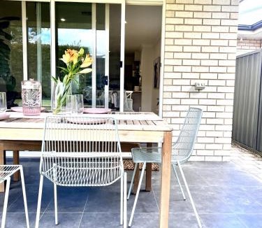 Tanunda House | Vita Lenta - 3 Bed, 2 Bath