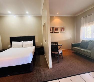 Roma Hotel | Best Western Bungil Creek Motel