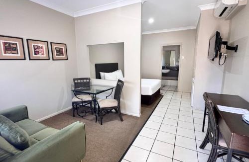 Roma Hotel | Best Western Bungil Creek Motel