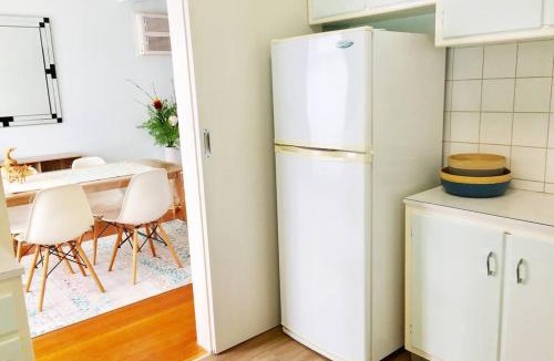Bell Park House | OAK'S Pets Walk2Pizza, Coffee Liquor - Tassie Ferry Short Drive