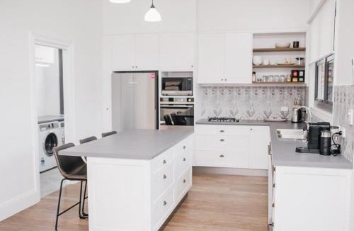 Orange House | Dimby Cottage Beautifully Restored Heritage Home