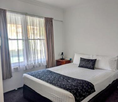 Bunbury Hotel | Ocean Drive Motel