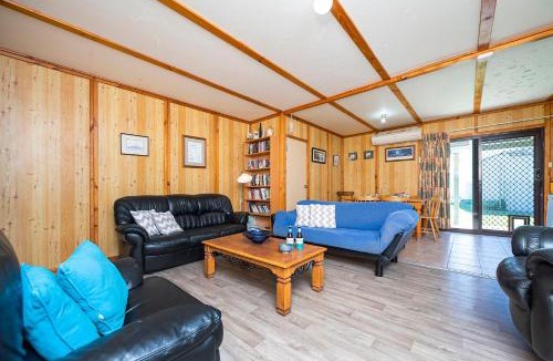 Lancelin House | Sea Breeze - Perfect house for the family