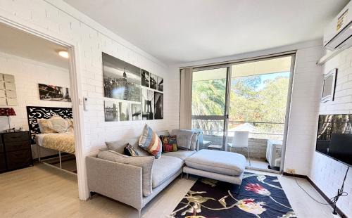 Subiaco Apartment | Urban Subiaco Oasis 1 Bedroom Unit