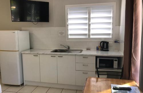 Airlie Beach Resort | Bush Village Holiday Cabins