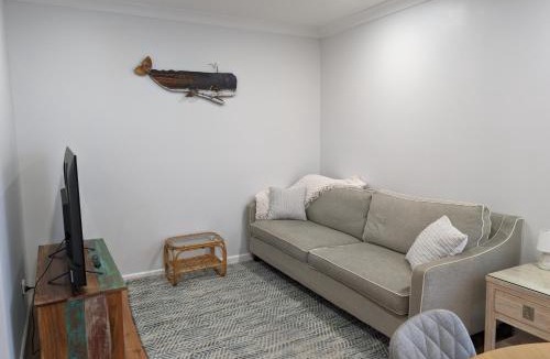 Pambula Beach House | Whale Tail Beach House
