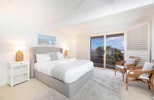 Forster House | 11 Lakeview Crescent