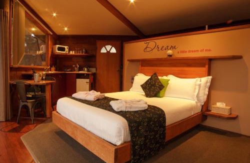 Rydal Hotel | Eagle View Escape