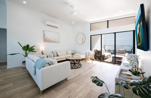 Airlie Beach House | Airlie Bay View