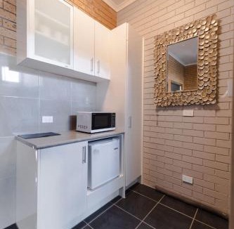 Colac Hotel | Colac Mid City Motel