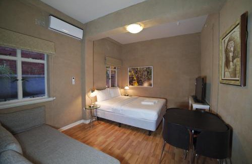 Melbourne Central Business District Hotel | City Centre Budget Hotel