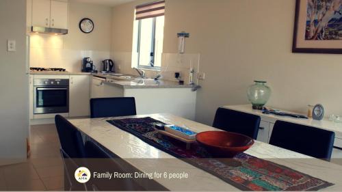 Mandurah Villa | SERENITY of MANDURAH STRA6210P5QC05G7