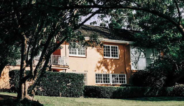 Gorgeous Yellow Garden Villa, Beautiful Family Home Surrounded by Gardens