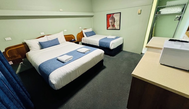 Ardeanal Motel West Wyalong