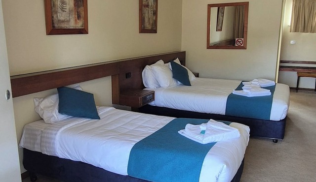 Molong Motor Inn