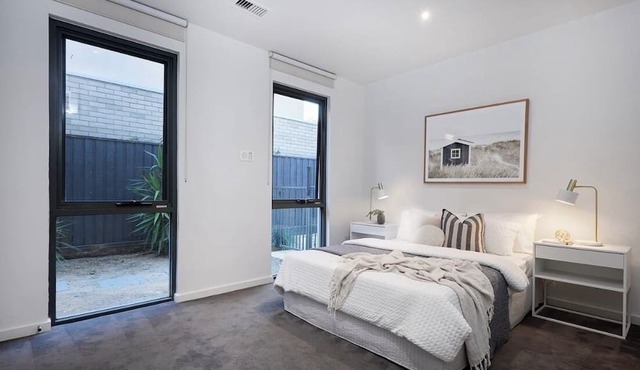 Melbourne Beachfront Family Home with panoramic view
