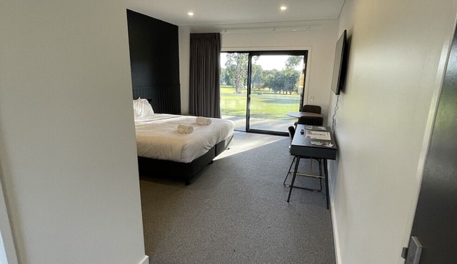 Harden Country Club Motel