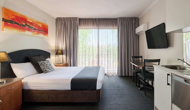 Abode Tuggeranong