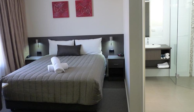 Loddon River Motel