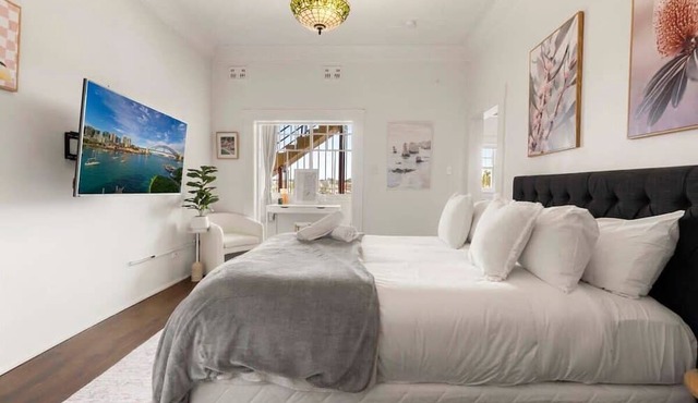 Lovely Apartment in Darlinghurst