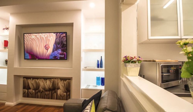 M107 CBD Location near Kings Park