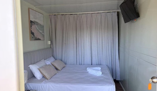 Sunshine Gardens FarmStay