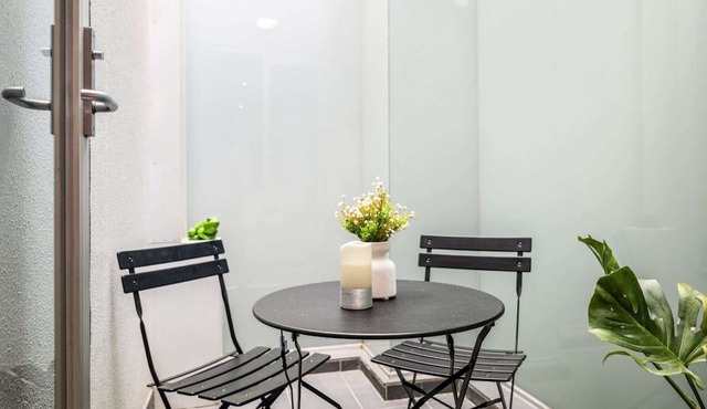 “MILA” Trendy Prahran 1-Bed Apartment with Balcony
