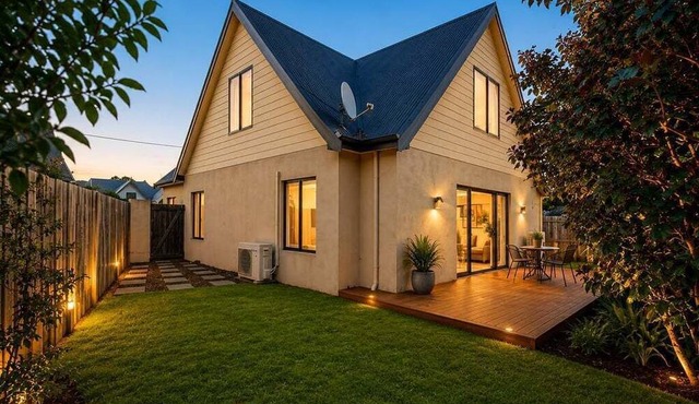 Relax On Moonshine – Your Dream Coastal Escape