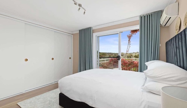 Spacious 3-Bed Duplex in Leafy Seaforth