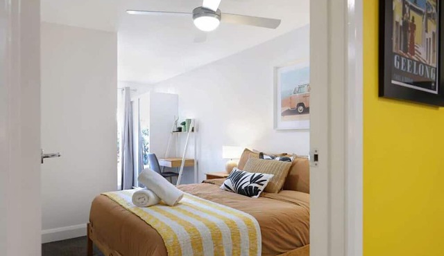 City Centre Unit Overlooking Ryrie Street