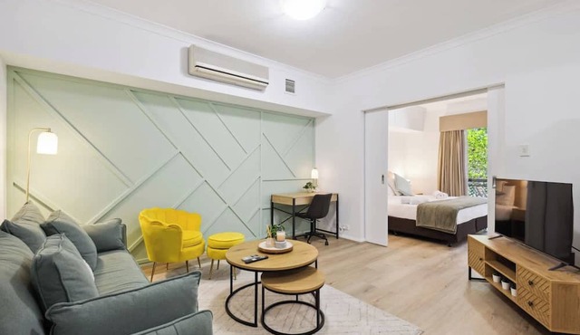 Sleek Northbridge Getaway