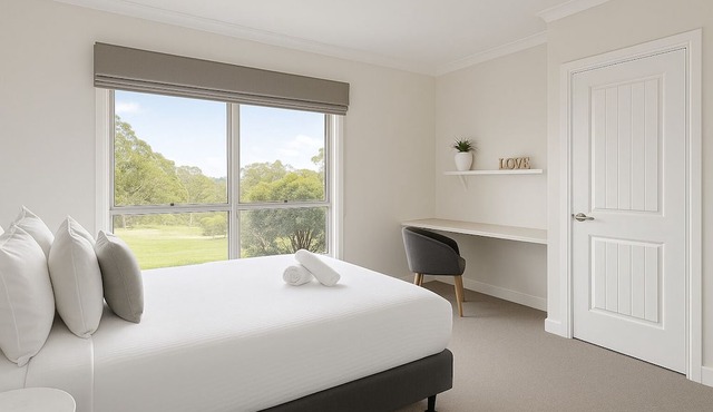 Epic Retreat with Pool, Sauna, Cinema, Firepit & More – Sleeps 28
