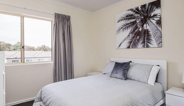 2 BR Apartment with Car Parking on Melbourne Street