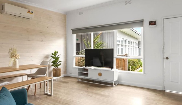 Rosebud Beachfront Haven Coastal Bliss Four