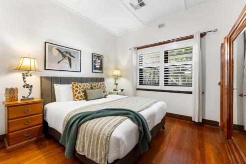 Glandore Charm Contemporary Haven near CBD and Coast