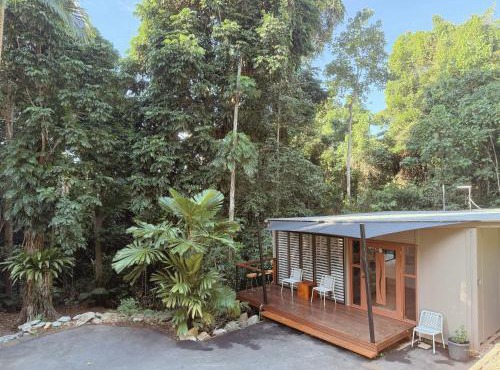 Private Rainforest Cottage - Bingil Bay