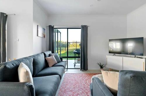 Surfside Getaway Caves Beach Absolute Beachfront
