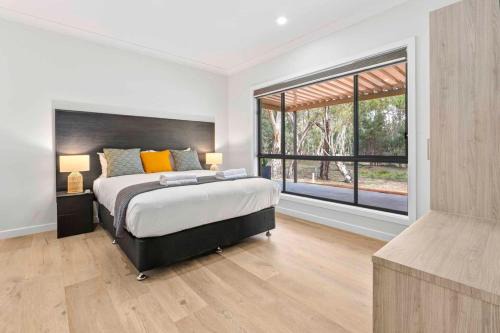 Riversands Rest Accommodation Scenic Riverfront Cottages, Paringa