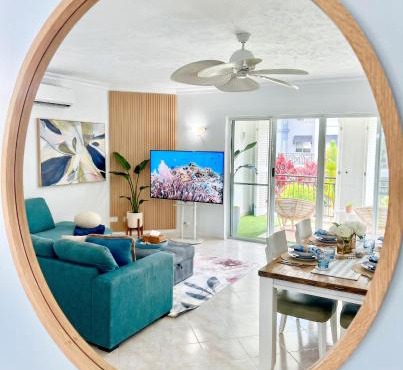 Luxury 2Bed 2bath Poolview apartment with Lift and 4pools