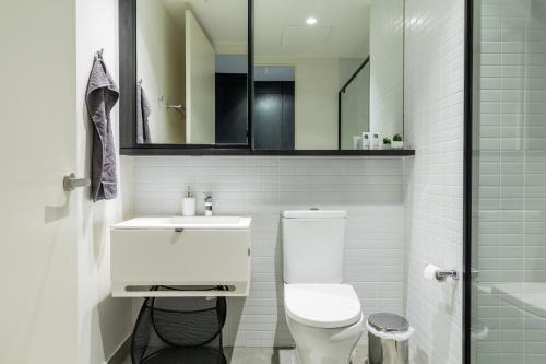 Modern 1 Bedroom in Tranquil Parklands